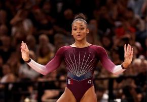 Gymnastique : Mélanie De Jesus Dos Santos de nouveau médaillée d’or